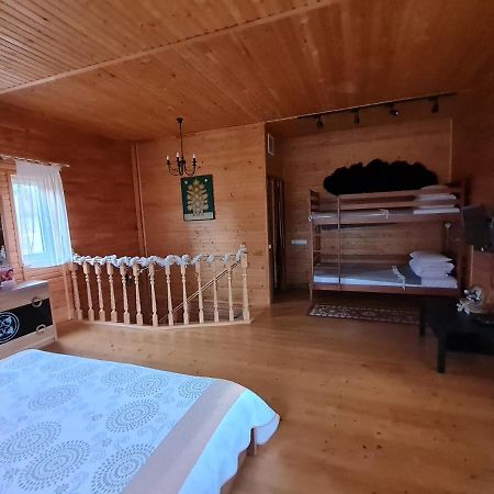 Pryvitannya Sontsyu Skhidnytsia Esterno foto